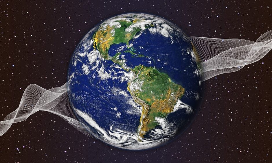 earth-3441032_960_720