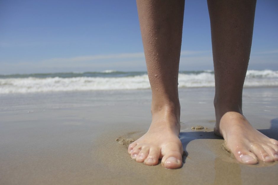 feet-639711_960_720