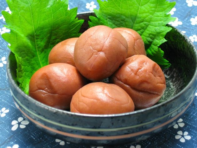 pickled-plum-410338_960_720-1-e1498630807777