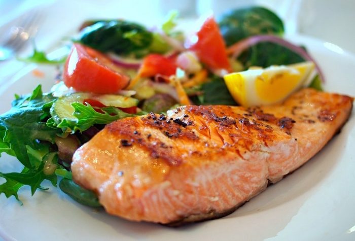 salmon-518032_960_720