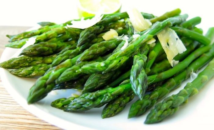 asparagus-2215930_960_720