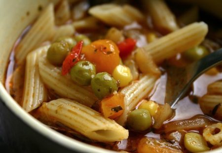 noodle-soup-482359_640