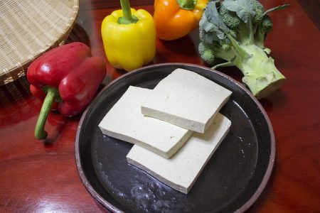 slice-the-tofu-597229_640 (1)