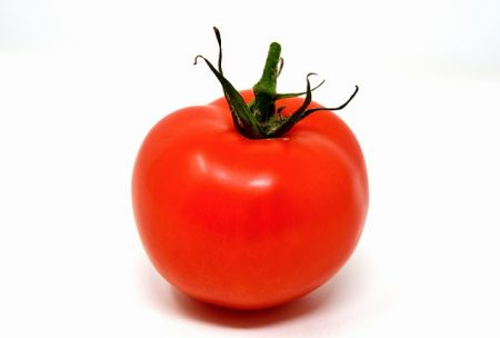 tomatoes-3170963_640
